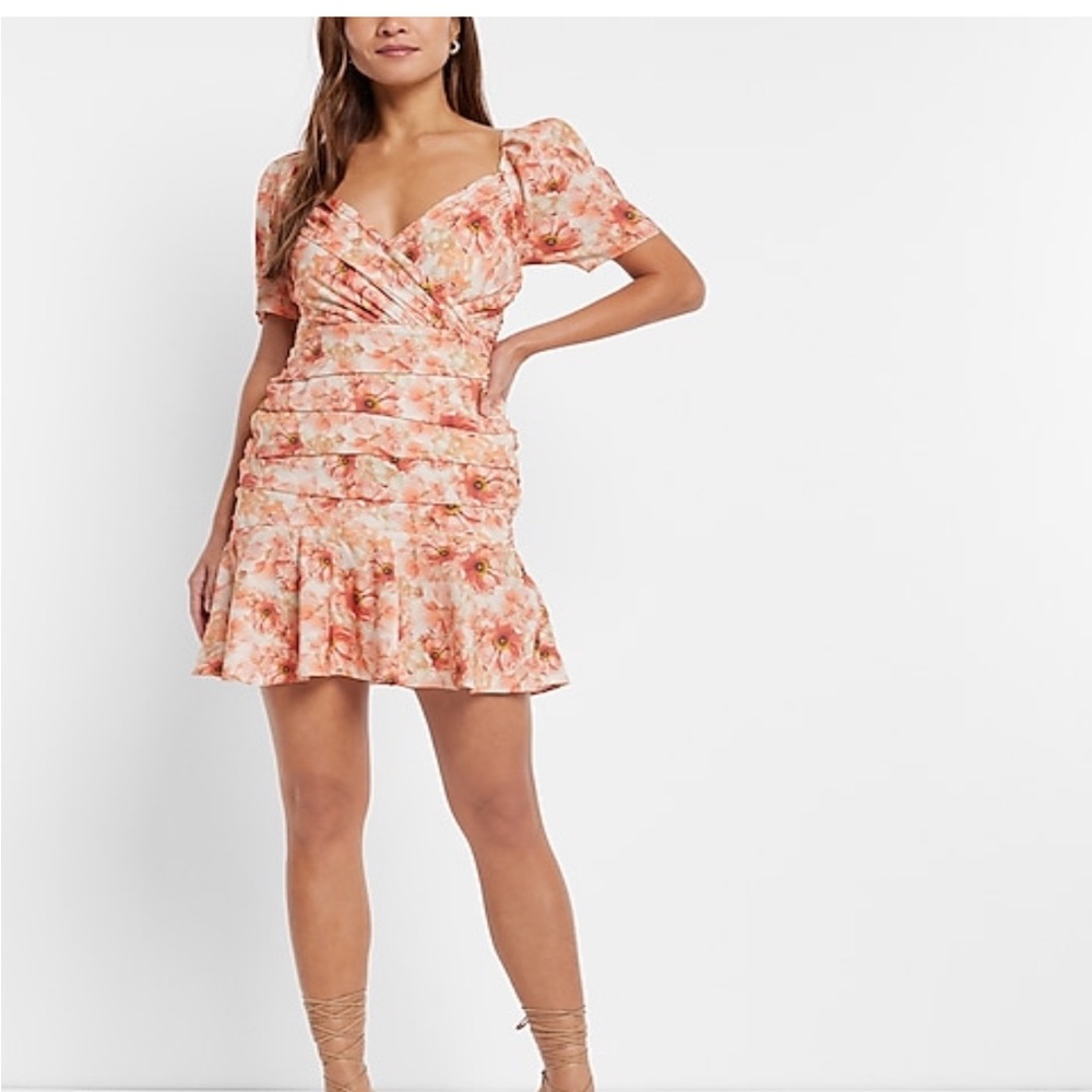 NWT satin floral print ruched dress